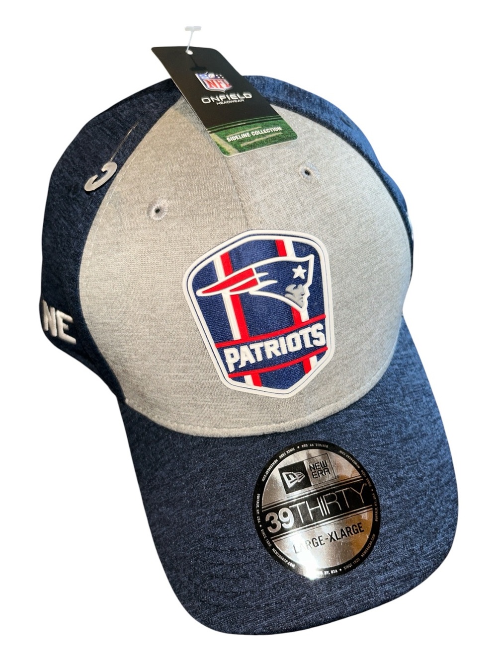 New New England Patriots Grey and Navy 39THIRTY Team Logo Hat